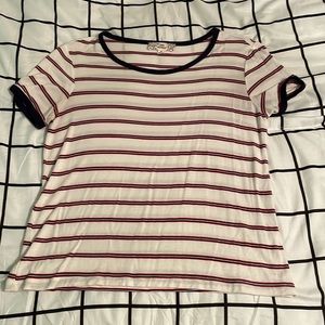 Women’s striped t-shirt size medium